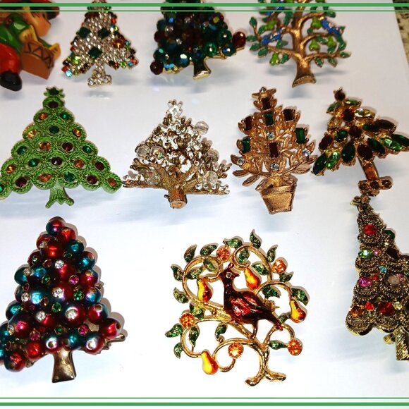 Collection of Vintage Rhinestone Jewelry - Picture 5 of 8